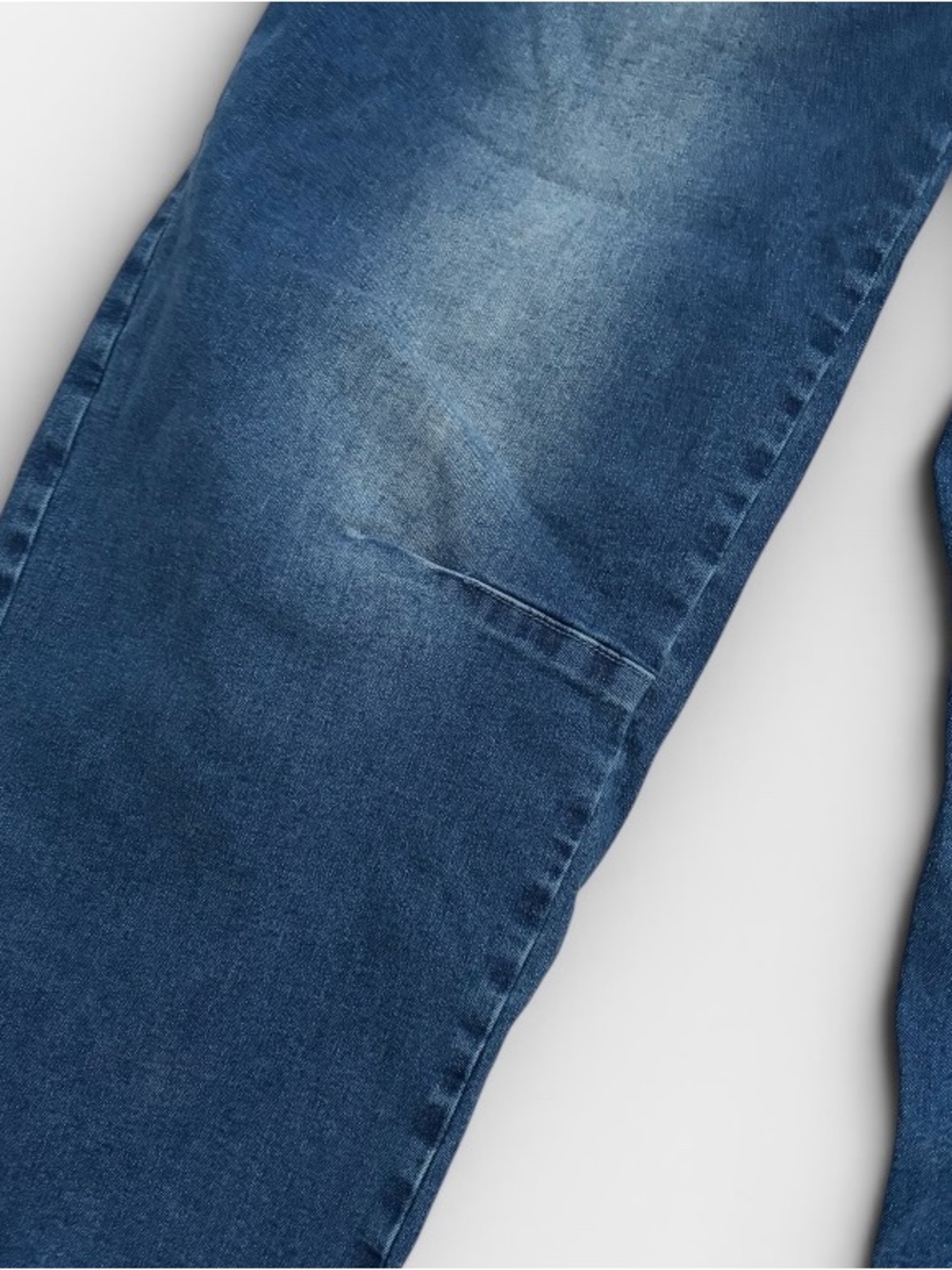 Blue Wash Denim Barrel Jeans - Picture 4 of 4